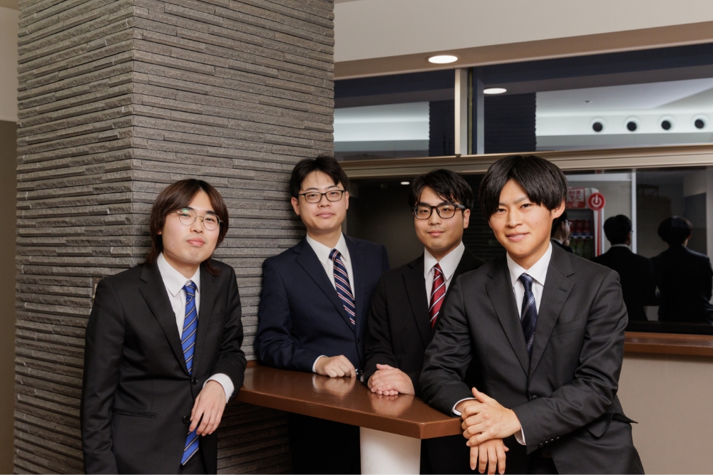 新卒社員の対談